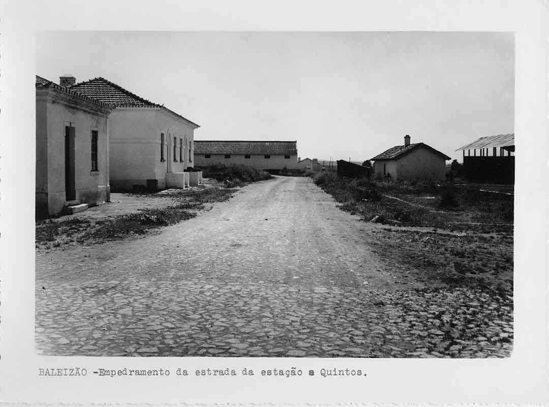 Empedramento-da-estrada-da-estação-de-Quintos-(©-Arquivo-da-Câmara-Municipal-de-Beja)